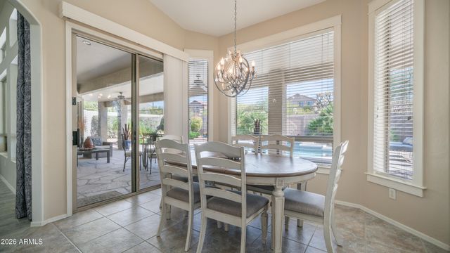 3813 N MORNING DOVE Circle, Mesa, AZ 85207