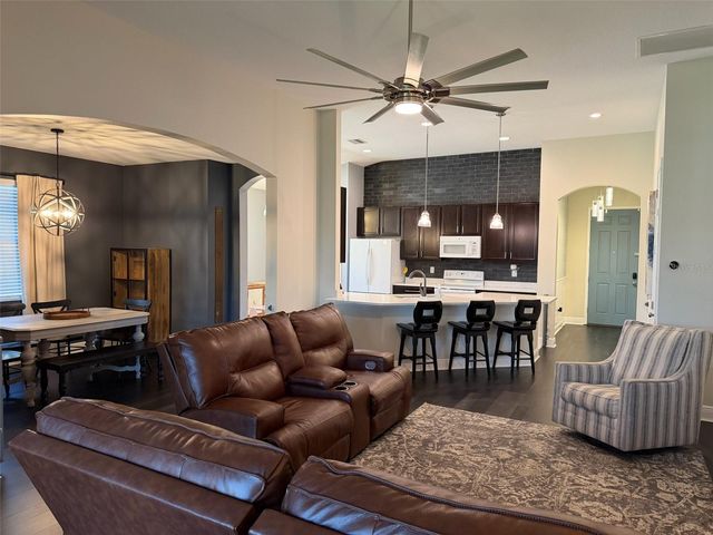 12142 CREEK PRESERVE DRIVE, Riverview, FL 33579