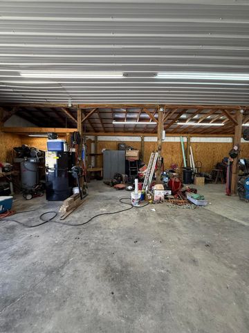 3950 Elliston Mount Zion Road, Dry Ridge, KY 41035