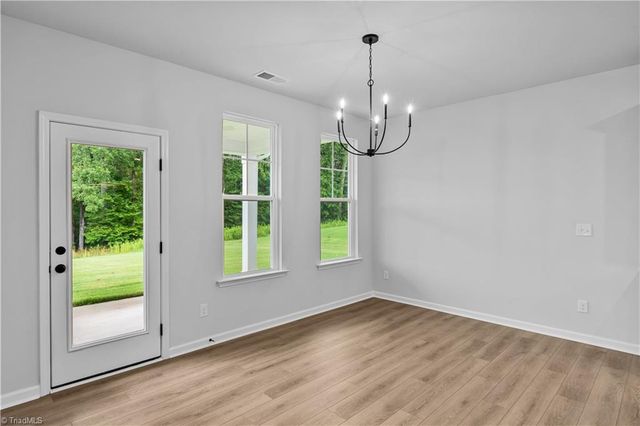 413 Yarrow Drive, Lexington, NC 27295