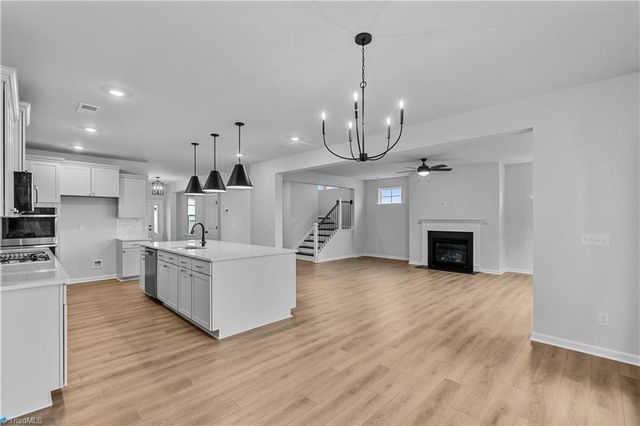413 Yarrow Drive, Lexington, NC 27295