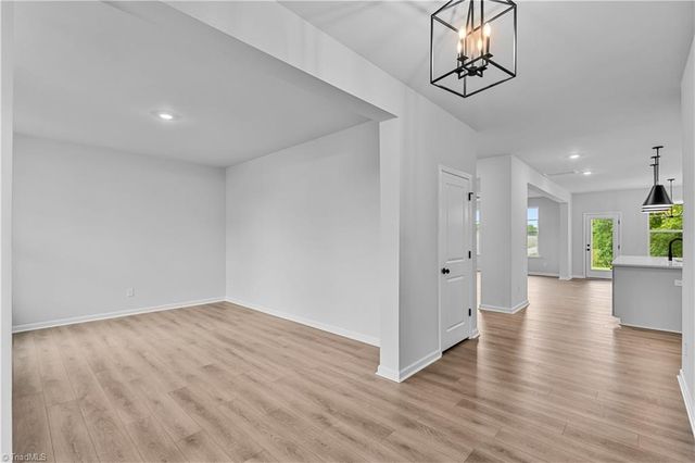 413 Yarrow Drive, Lexington, NC 27295