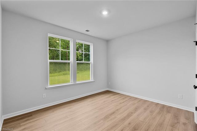 413 Yarrow Drive, Lexington, NC 27295