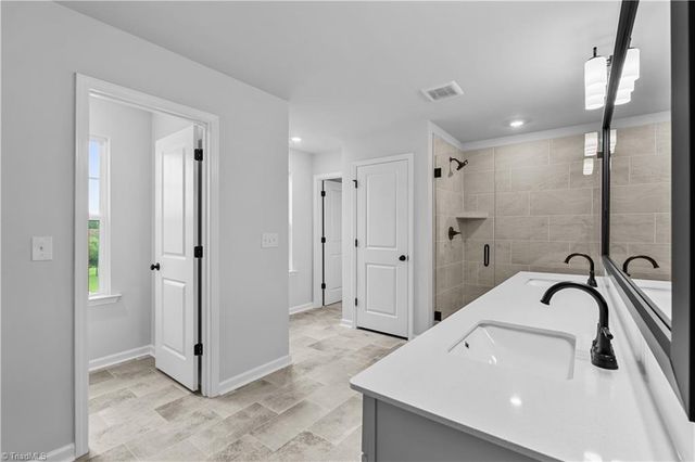 413 Yarrow Drive, Lexington, NC 27295