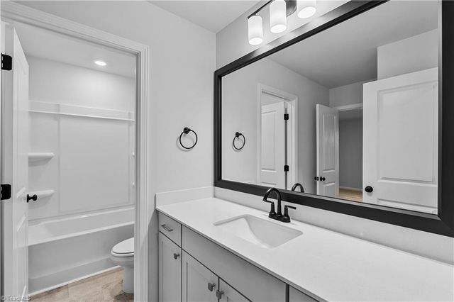 413 Yarrow Drive, Lexington, NC 27295