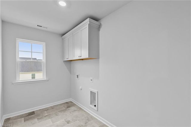 413 Yarrow Drive, Lexington, NC 27295