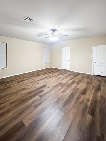 129 Colt LOOP, Kyle, TX 78640