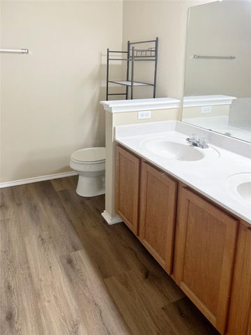 129 Colt LOOP, Kyle, TX 78640