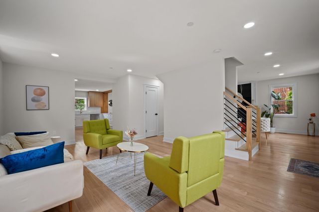 2831 OTIS ST NE, Washington, DC 20018
