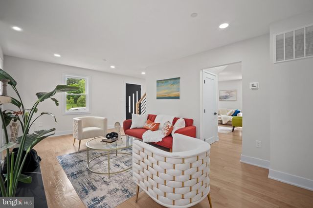 2831 OTIS ST NE, Washington, DC 20018