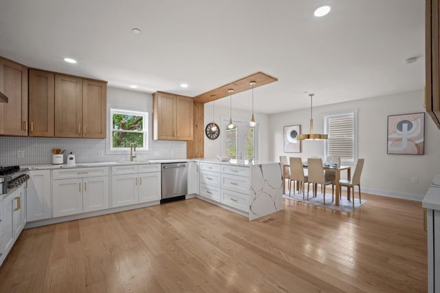 2831 OTIS ST NE, Washington, DC 20018