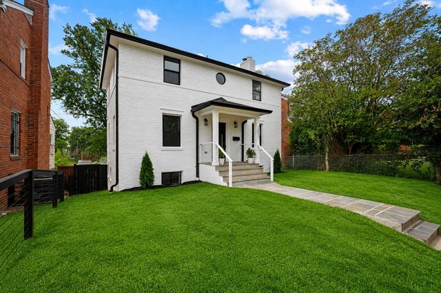 2831 OTIS ST NE, Washington, DC 20018
