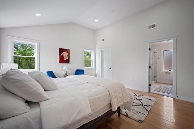 2831 OTIS ST NE, Washington, DC 20018