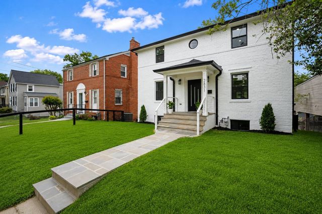 2831 OTIS ST NE, Washington, DC 20018