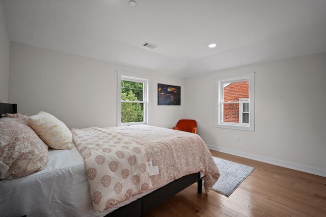 2831 OTIS ST NE, Washington, DC 20018