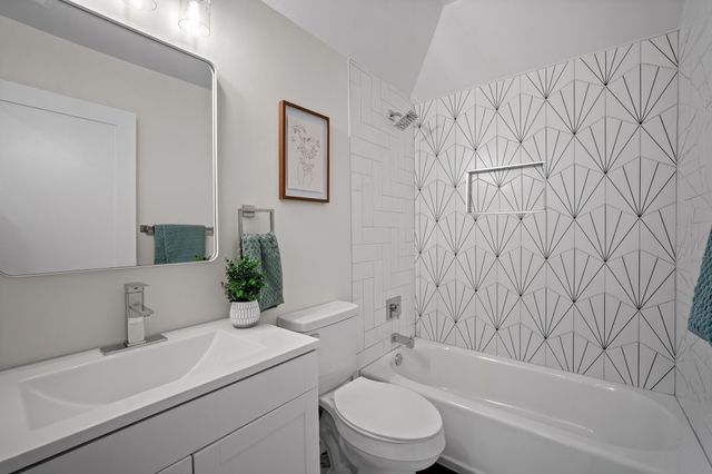 2831 OTIS ST NE, Washington, DC 20018