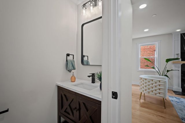 2831 OTIS ST NE, Washington, DC 20018