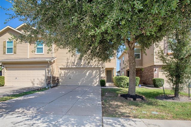 8034 Chasewood Drive, Houston, TX 77489