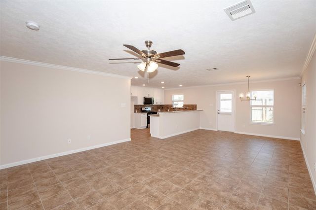 8034 Chasewood Drive, Houston, TX 77489