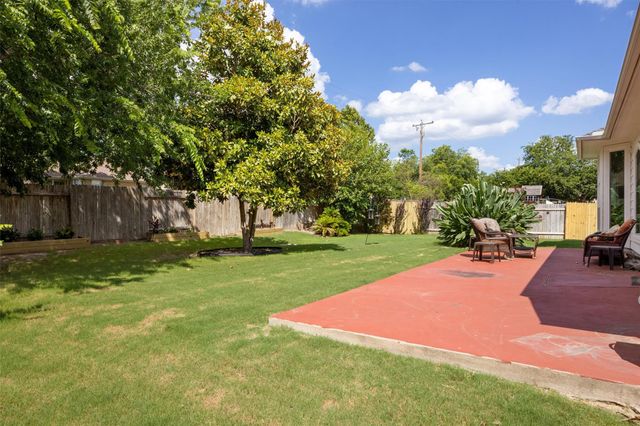 2204 Chincho DR, Pflugerville, TX 78660