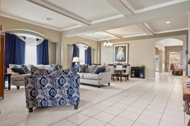 2204 Chincho DR, Pflugerville, TX 78660