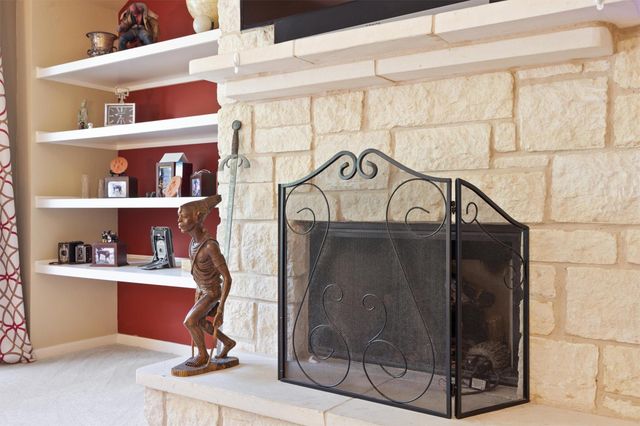 2204 Chincho DR, Pflugerville, TX 78660