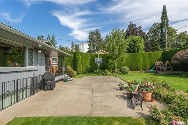 2214 E 36th Ave, Spokane, WA 99203