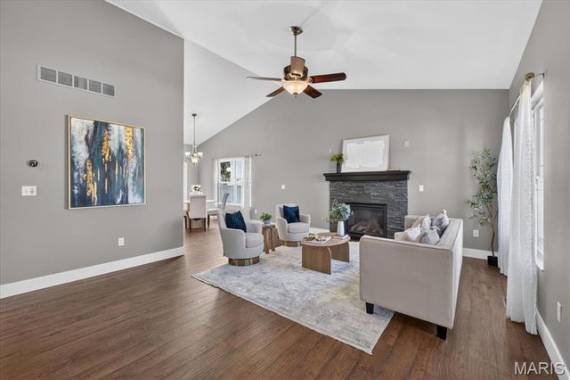 1309 Hollander Court, O'fallon, IL 62269
