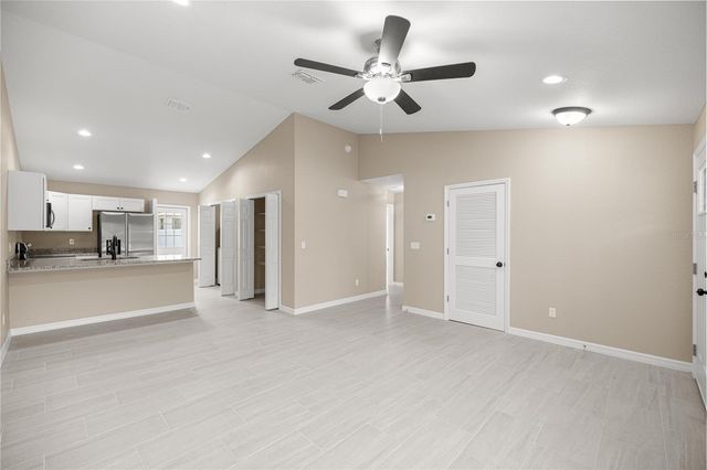 5795 NW 11TH Place A, Ocala, FL 34482