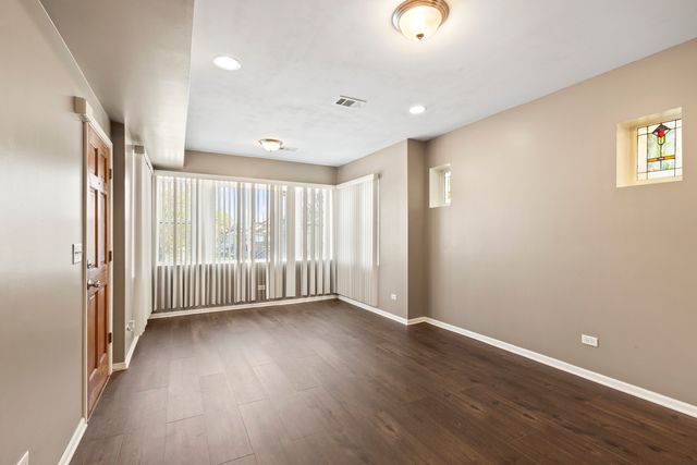 323 Memorial Drive 2, Calumet City, IL 60409