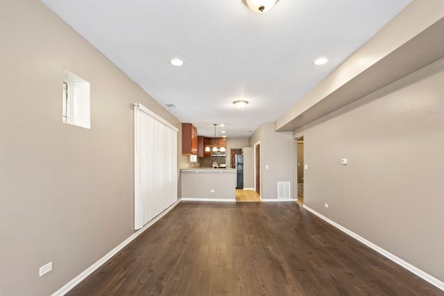 323 Memorial Drive 2, Calumet City, IL 60409