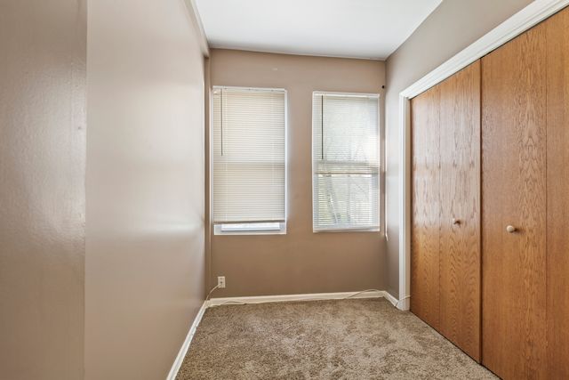 323 Memorial Drive 2, Calumet City, IL 60409