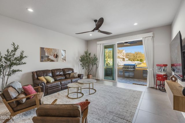 4476 SONG SPARROW Drive, Middleburg, FL 32068