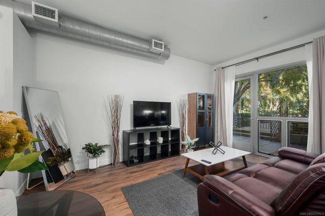 889 Date St. 116, San Diego, CA 92101
