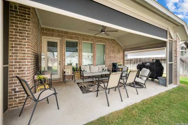 3125 CREEK RIDGE ST, Seguin, TX 78155