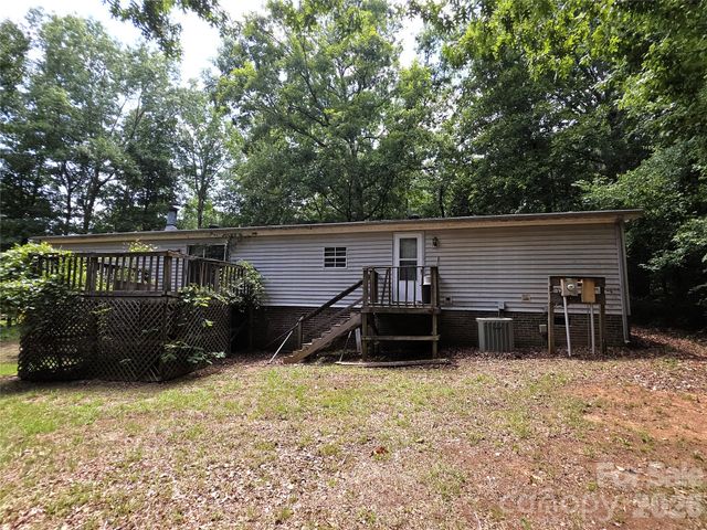 1340 Bowling Green Drive, Clover, SC 29710