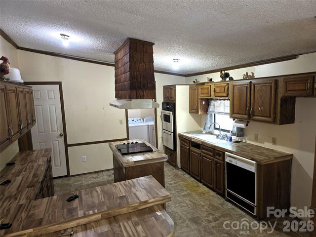 1340 Bowling Green Drive, Clover, SC 29710