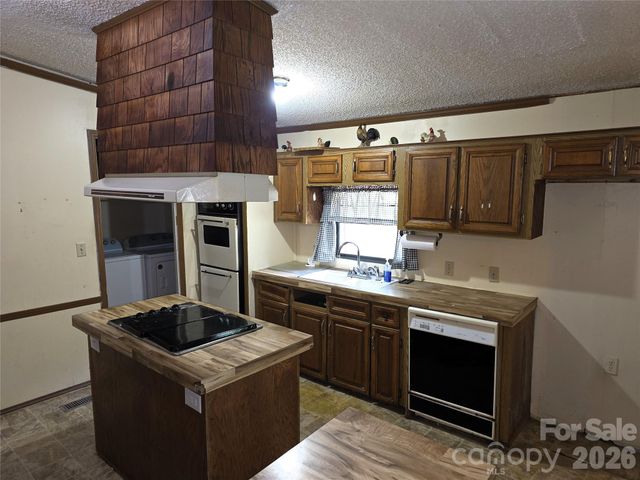 1340 Bowling Green Drive, Clover, SC 29710
