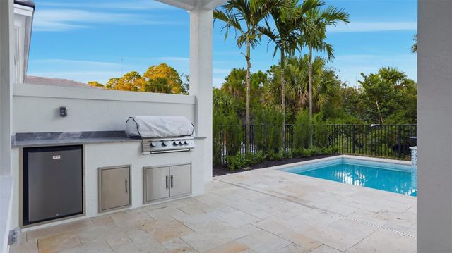 13270 ARTISAN CIRCLE, Palm Beach, FL 33418