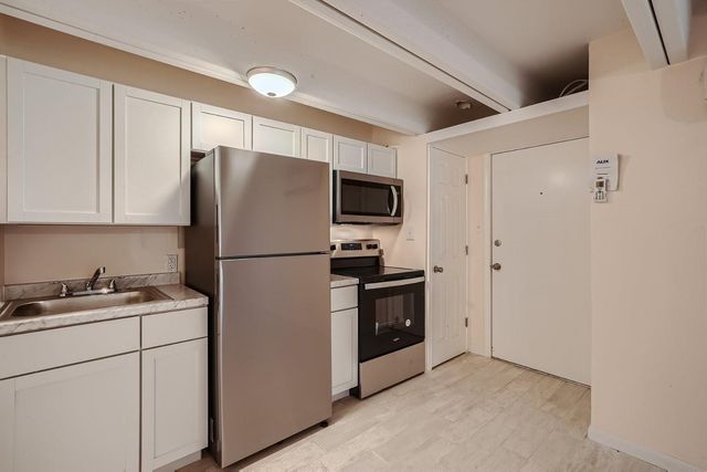 5918 Lago Vista WAY D-27, Lago Vista, TX 78645