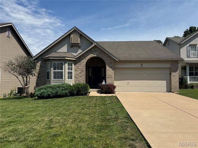 807 Sunflower Manor, O'fallon, MO 63368