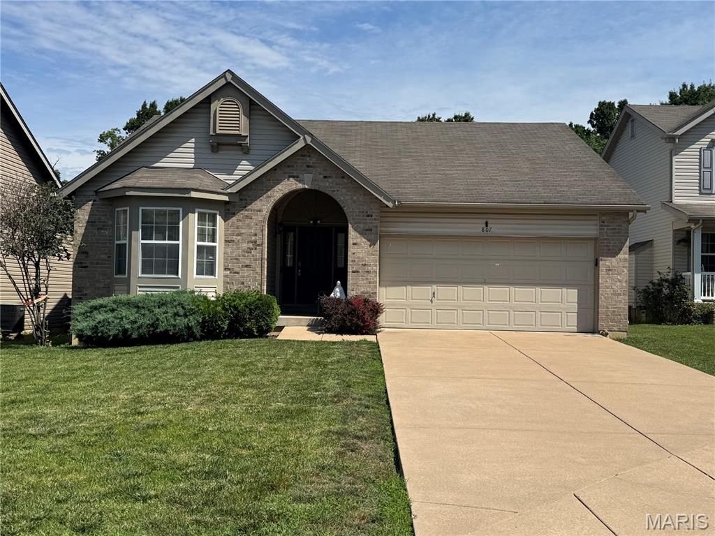 807 Sunflower Manor, O'fallon, MO 63368