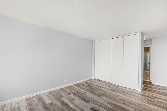 5100 N Marine Drive 24M, Chicago, IL 60640