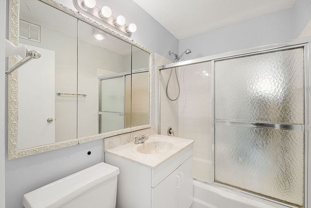 5100 N Marine Drive 24M, Chicago, IL 60640