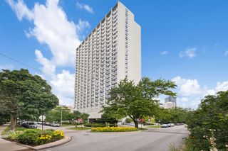 5100 N Marine Drive 24M, Chicago, IL 60640