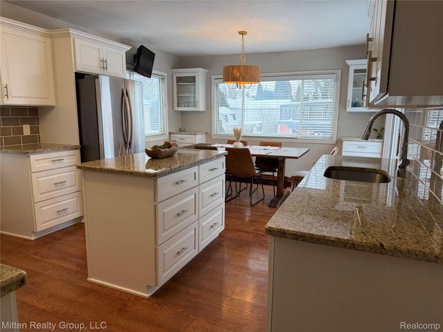 3011 N Alexander Avenue, Royal Oak, MI 48073