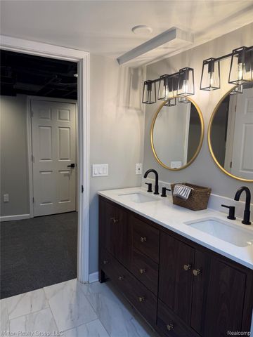 3011 N Alexander Avenue, Royal Oak, MI 48073