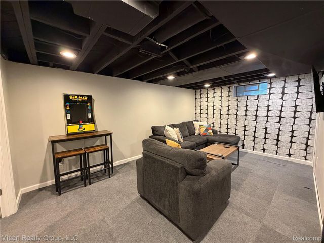 3011 N Alexander Avenue, Royal Oak, MI 48073