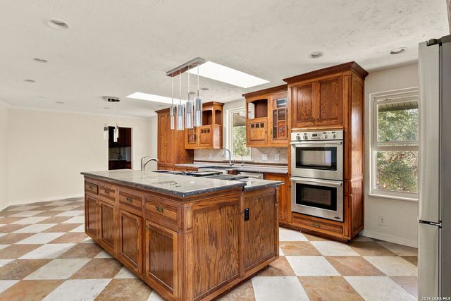 2040 Island View, Canyon Lake, TX 78133