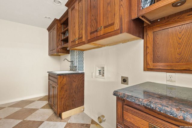 2040 Island View, Canyon Lake, TX 78133